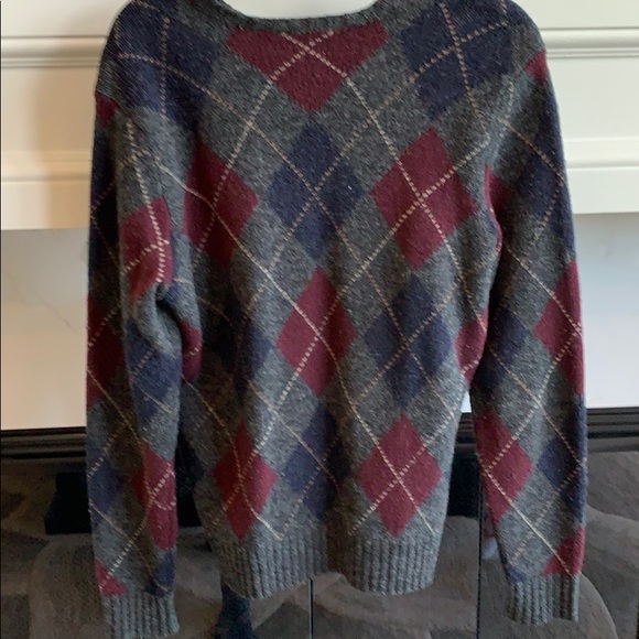 Sweater - Picture 2 of 4